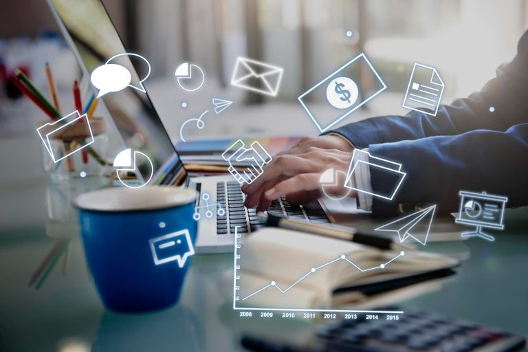 Das estratégias de marketing digital, produzir conteúdo de qualidade é uma das mais importantes | Crédito: Freepik