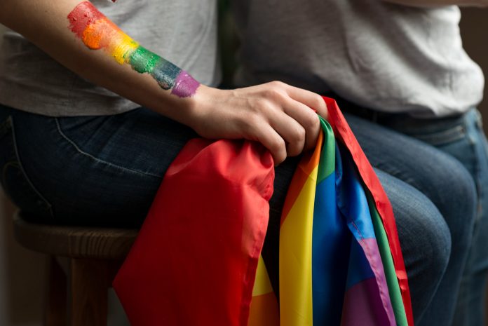 Não tem como falar em diversidade e inclusão sem citar o turismo LGBT+, que teve, e ainda tem, papel essencial na transformação e na evolução do setor | Crédito: Freepik